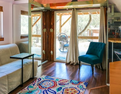 Beautiful Zen Cabin in Canyon Lake!