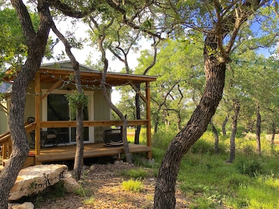 Beautiful Zen Cabin in Canyon Lake!