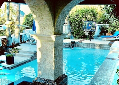 Stunning View, Private Pool, Jacuzzi, fire pits, Amenities *25-55% Savings*