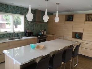 Beautiful eat in kitchen