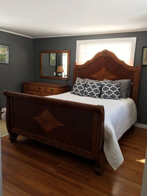 First Floor Bedroom - view 2