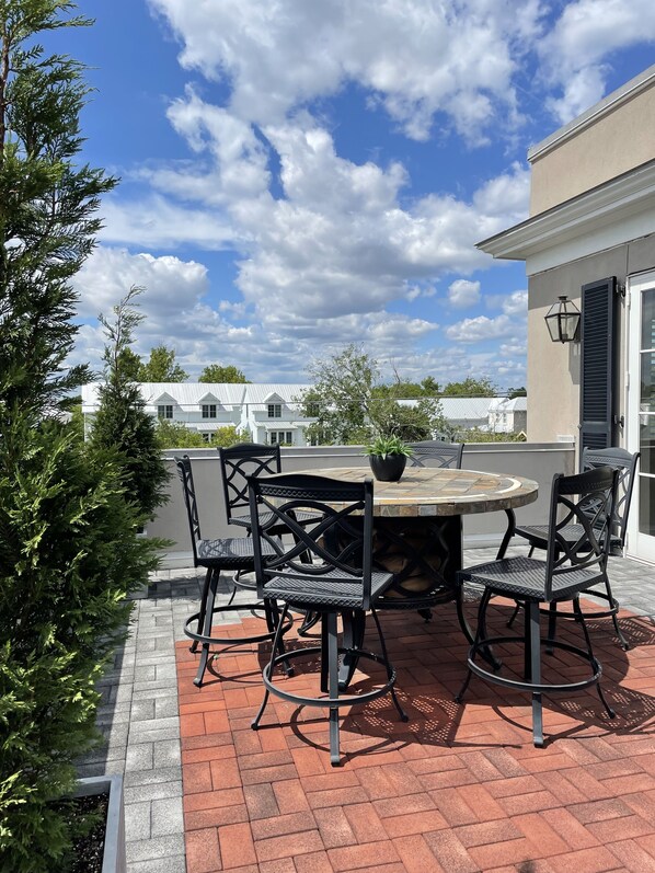 Terrace Dining Area