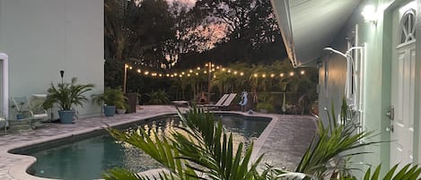 Enjoy the backyard sunset! 