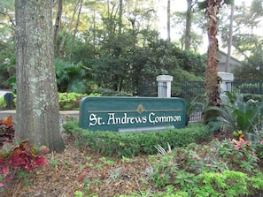 The St. Andrews Common community is a tropical garden.