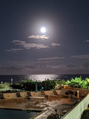 Breathtaking nighttime views!