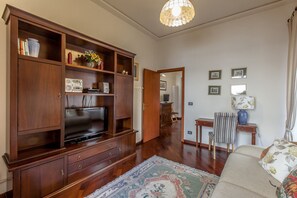 Living Room / 2nd Room