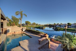 Amazing views of the golf course and lake. Swimming pool Heating optional,  fee required 
