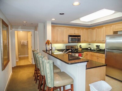 "Magnificent Ocean view" 3 Bedroom Condo For Golf Enthusiasts And Beach Love 