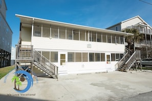 Front View of Windy Hill Villas
