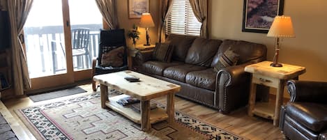 Living room with deck. 