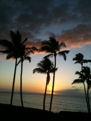 Sunset Lanai View