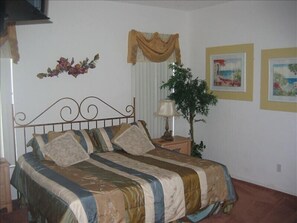 6Ft wide luxury bed in Master Bedroom