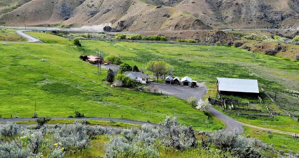 200 Private Acres.