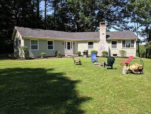 Exterior Facing North (2)