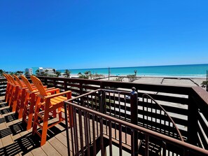 Just a 30 second walk to the beach path and stunning views of The Gulf & Beach!