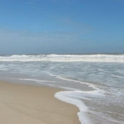 One Block to the Best Ocean Beach in the World!
