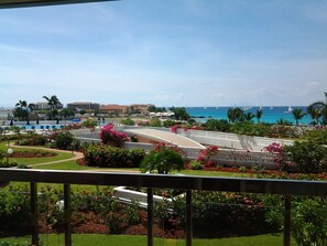NOTE THE BEAUTIFUL BREATHTAKING VIEWS FROM TERRACE / THIS STUDIO UNIT!!