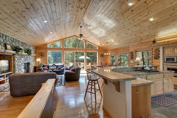 Great room/Living room.Open floor plan,  large window to capture the view