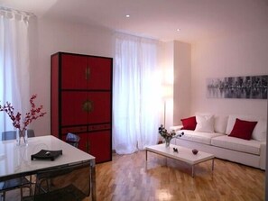 Chinese furniture in the living room