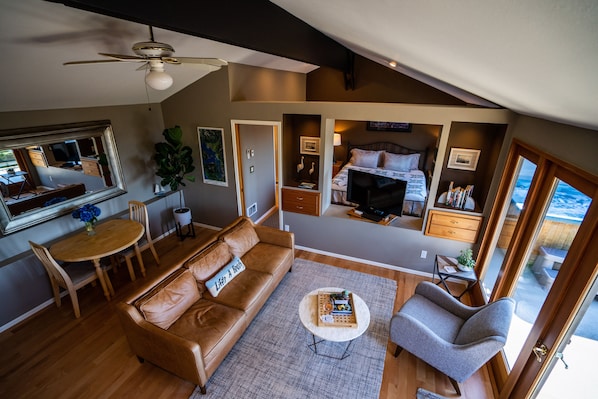 Welcome to Olympic View Cottage!