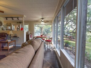 Living, Dining Areas
