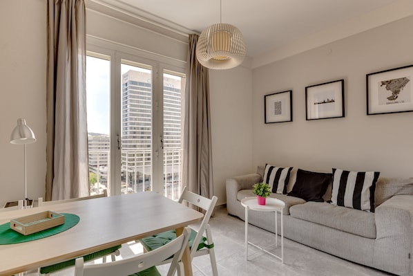 Bright living and dining area