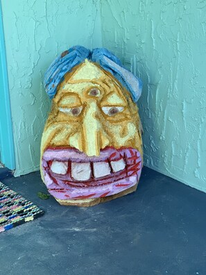 You know you are at the Ooo Laa Laaah when you see "Bucky" at the front door