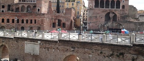 Surroundings - Fori Imperiali