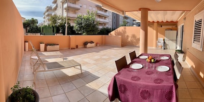 New Apartment with Large Terrace with Wifi at 200 mtrs. of the beach