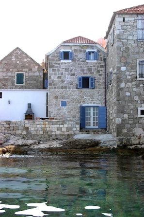 LÂŽIllyria vue depuis la mer