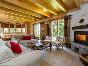 Living-dining room