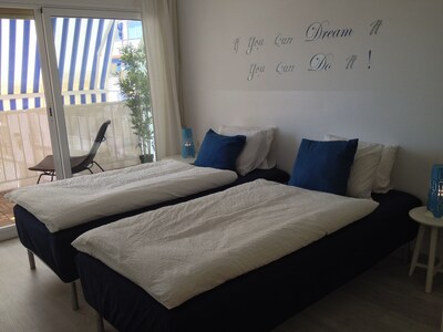 New apartment in the centre of Sitges, WiFi, swimming pool, balcony, parking