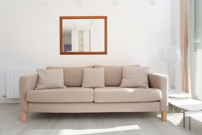 SITGES BLANC SUBUR · Minimalist Design Apartment