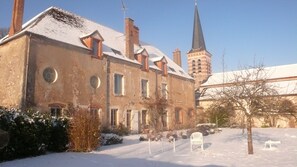 La maison côté jardin.