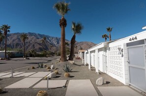 Fabulous views of the San Jacinto Mountains
