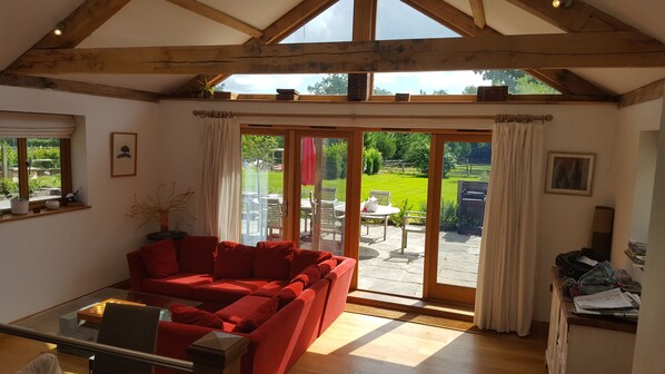 Gorgeous open plan living in Oak Framed Contemporary Home