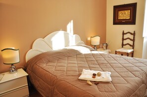 Double bedroom 1