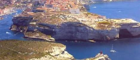  Bonifacio, gouvernail de la Corse