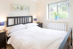 Large double bedroom