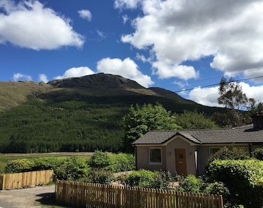 IDEAL LOCATION, SITUATED BETWEEN OBAN AND FORT WILLIAM