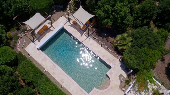 Swimming Pool 
Gated and heated 12 x 6m pool