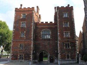 Lambeth Palace, 5 minutes walk from the flat, bus stop to the city is opposite 