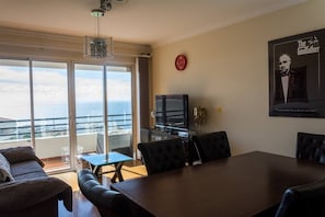 Dining room Ocean View