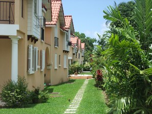 tropical gardens...
