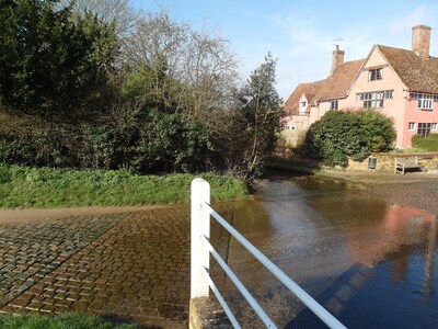 VisitEngland 5 Star Gold c15th Cabaña En Kersey, Hadleigh, Suffolk, Inglaterra