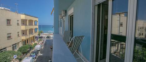 Balcone su Via Archimede