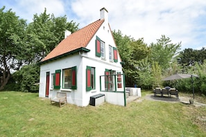 Holiday Home Exterior [summer]