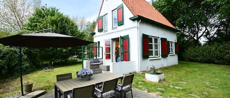 Holiday Home Exterior [summer]