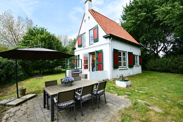 Holiday Home Exterior [summer]