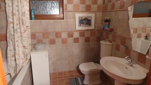 Designer bathroom fixtures, fittings, also 2 bathroom ensuite & 2 visitor toilet